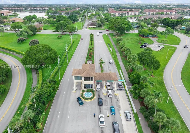 55th image of 13700 Sw 14th St #411D, Pembroke Pines, FL 33027 | MLS# A12019276