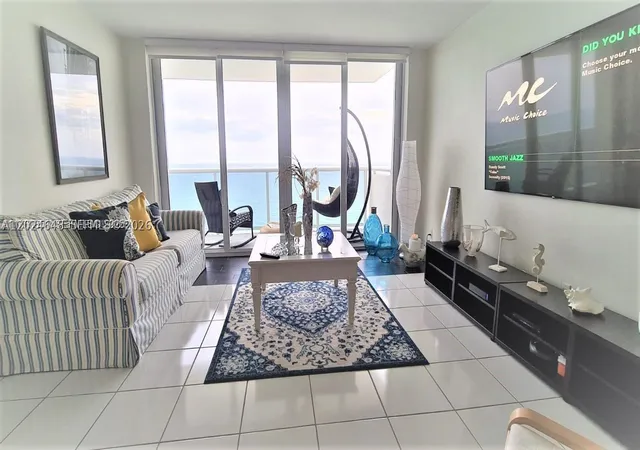 Photo 4 of Condo for sale at 3140 S Ocean Dr #1705, Hallandale Beach, FL 33009 | MLS# A12024648 | Listing updated on 2026-10-03