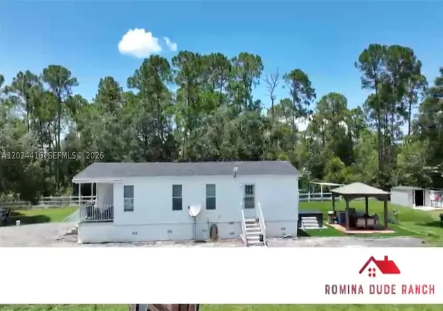 2nd image of 725 N Willows St, Clewiston, FL 33440 | MLS# A12024416