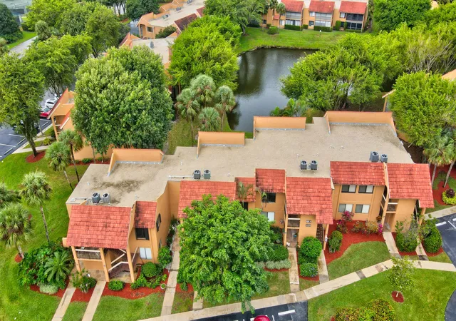 Homes for sale in Boynton Beach, FL | 11255 Green Lake Dr #202, Boynton Beach, FL 33437 | MLS# B26034081