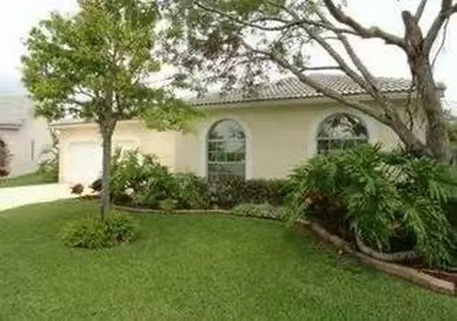 Homes for sale in Parkland, FL | 5877 Nw 73rd Ct, Parkland, FL 33067 | MLS# B26034102