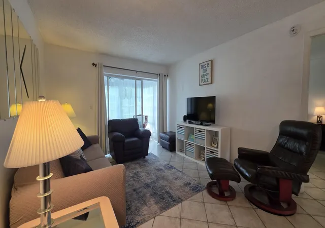 1st image of 2900 Nw 46th Ave #213, Lauderdale Lakes, FL 33313 | MLS# B26034119
