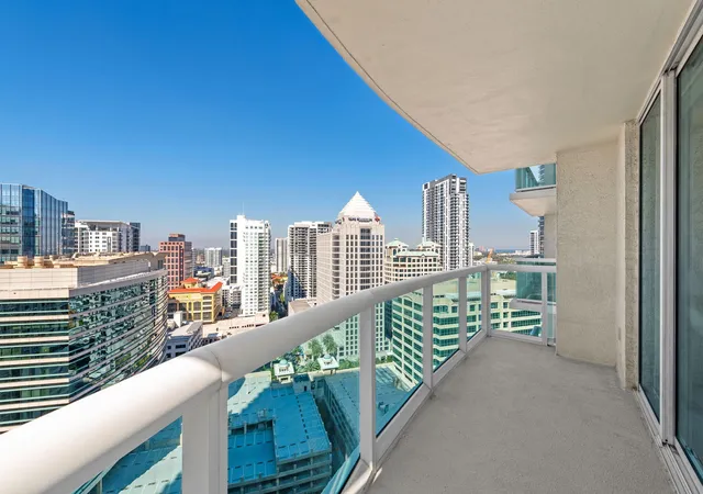 4th image of 347 N New River Dr E #2707, Fort Lauderdale, FL 33301 | MLS# B26034153