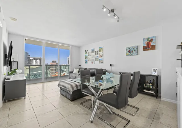 5th image of 347 N New River Dr E #2707, Fort Lauderdale, FL 33301 | MLS# B26034153