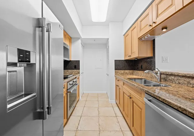 3rd image of 347 N New River Dr Dr E, Fort Lauderdale, FL 33301