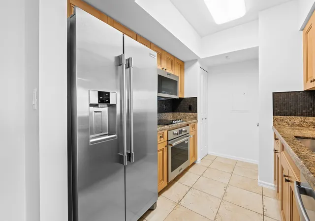 5th image of 347 N New River Dr Dr E, Fort Lauderdale, FL 33301