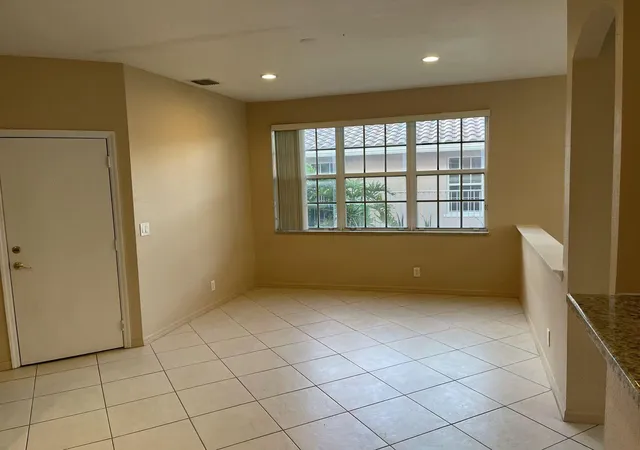 20th image of 4061 Nw 91st Ter, Sunrise, FL 33351 | MLS# B26034185