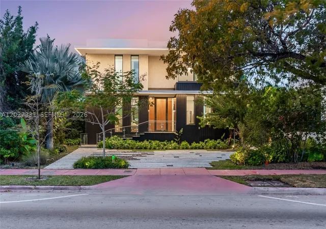 5th image of 4354 Alton Rd, Miami Beach, FL 33140 | MLS# A12027331