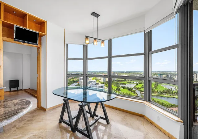 58th image of 3500 Mystic Pointe Dr, Aventura, FL 33180 | MLS# B26034208