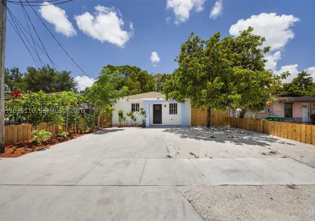 1st image of 10204 Sw 173rd St, Miami, FL 33157 | MLS# A12025110