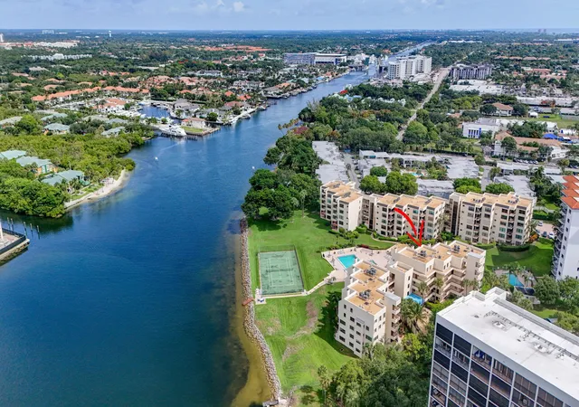 3rd image of 364 Golfview Rd, North Palm Beach, FL 33408