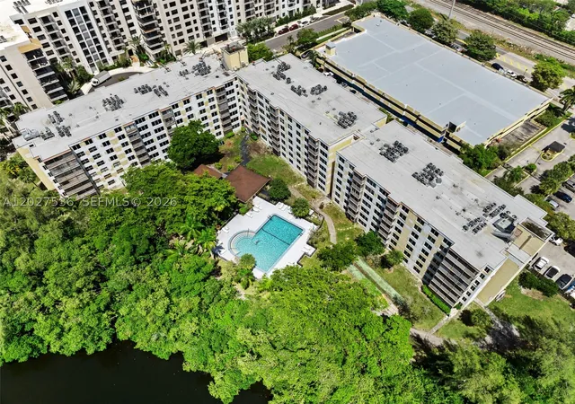 Homes for sale in North Miami Beach, FL | 17890 Dixie Hwy, North Miami Beach, FL 33160 | Houzeo