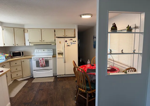 Homes for sale in Boynton Beach, FL | 3875 Sheraton Cir #121, Boynton Beach, FL 33436 | MLS# B26034338