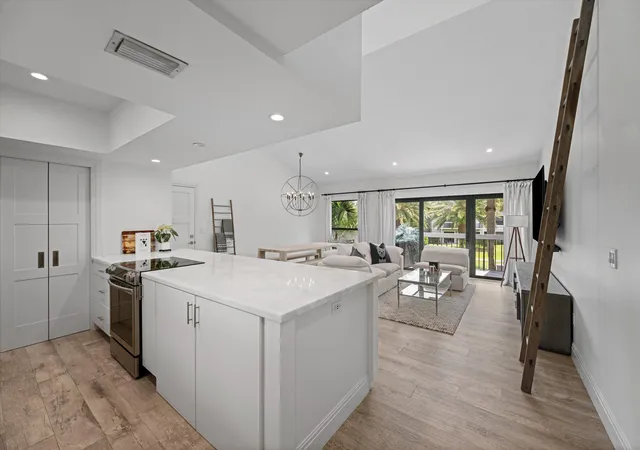 1st image of 11863 Wimbledon Cir #532, Wellington, FL 33414 | MLS# B26034336