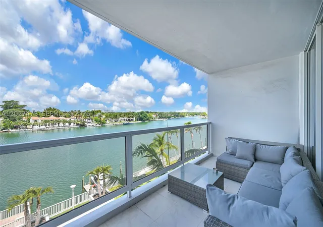 Photo 2 of Condo for sale at 5700 Collins Ave #5J, Miami Beach, FL 33140 | MLS# A12027473 | Listing updated on 2026-06-15