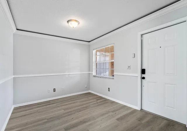 3rd image of 3260 Commodore Ct, West Palm Beach, FL 33411 | MLS# B26034459