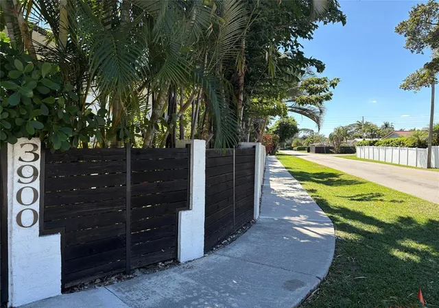 25th image of 3900 Ne 18th Ave #40h, Oakland Park, FL 33334 | MLS# B26034487