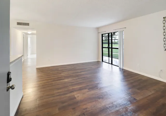 Homes for sale in Tamarac, FL | 7801 Ashmont Cir #104, Tamarac, FL 33321 | MLS# B26034507