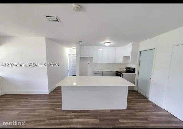 Photo 3 of Single family home for sale at 1770 Ne 170th St, North Miami Beach, FL 33162 | MLS# A12024942 | Listing updated on 2026-08-16