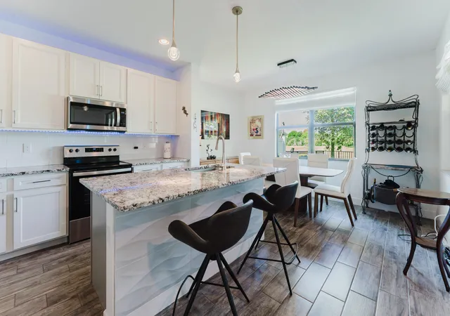 2nd image of 295 Nw 33rd Ln, Pompano Beach, FL 33069 | MLS# B26034554
