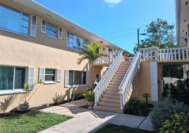 Homes for sale in Fort Lauderdale, FL | 5720 Ne 22nd Wy #406, Fort Lauderdale, FL 33308 | MLS# B26034569