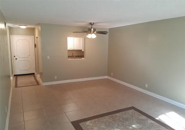 Homes for sale in Fort Lauderdale, FL | 5720 Ne 22Nd Wy #406, Fort Lauderdale, FL 33308 | MLS# B26034569