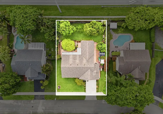 3rd image of 5787 Sw 57Th Wy, Davie, FL 33314 | MLS# B26034603