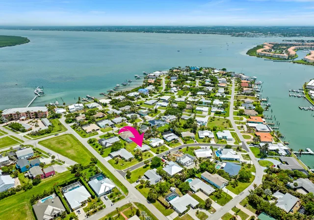 1st image of 1621 Frances Ave, Fort Pierce, FL 34949 | MLS# B26034625
