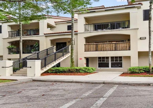 Homes for sale in Coral Springs, FL | 5880 W Sample Rd, Coral Springs, FL 33067