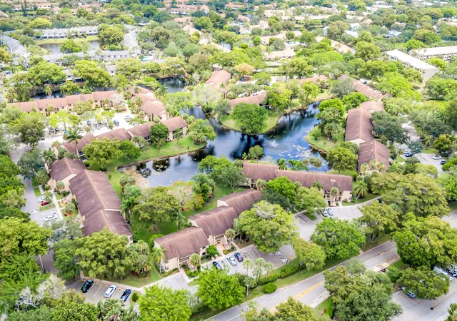 2nd image of 3123 S Carambola Cir S, Coconut Creek, FL 33066