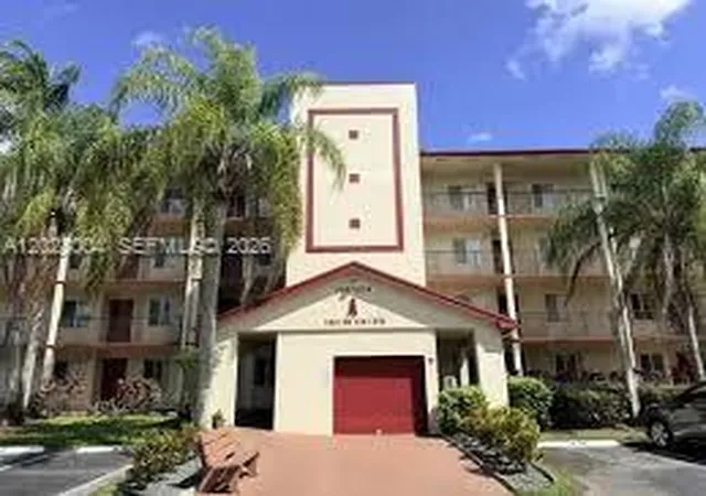 2nd image of 1600 Sw 127Th Way #401C, Pembroke Pines, FL 33027 | MLS# A12028004