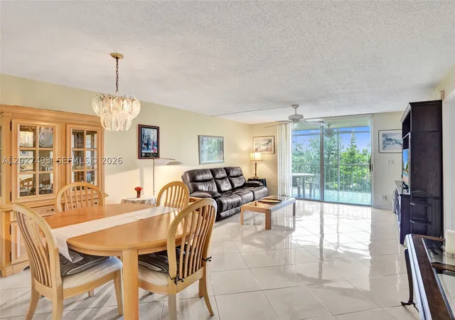 Listing Photo 4 - Condo for sale in building located at 4550 NW 18th Ave, Deerfield Beach, FL 33064 - Unit #306