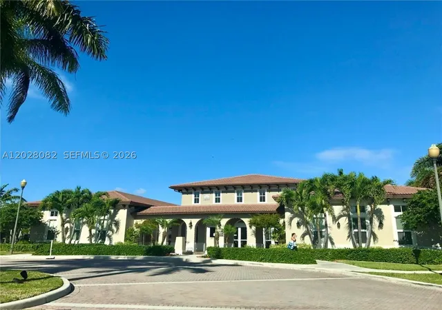 Homes for sale in Cutler Bay, FL | 22541 88th Pl, Cutler Bay, FL 33190 | Houzeo