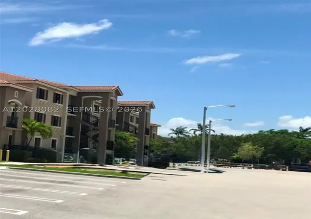 Homes for sale in Cutler Bay, FL | 22541 Sw 88th Pl #105-6, Cutler Bay, FL 33190 | MLS# A12028082