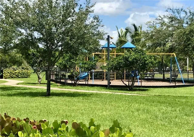 Homes for sale in Cutler Bay, FL | 22541 Sw 88Th Pl #105-6, Cutler Bay, FL 33190 | MLS# A12028082