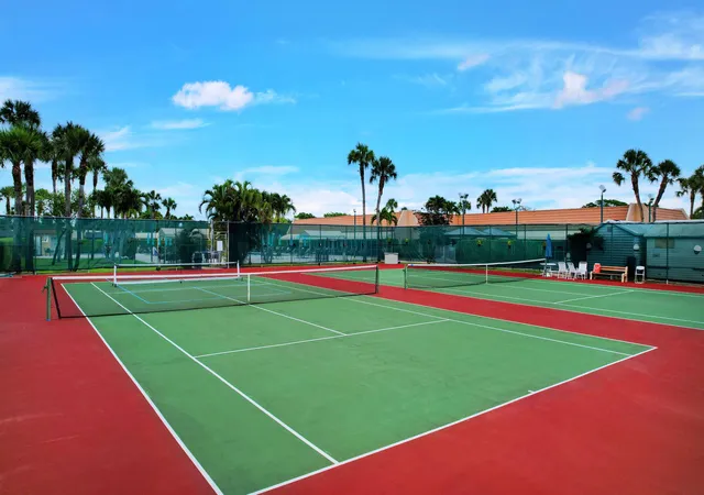 Homes for sale in Royal Palm Beach, FL | 112 Lake Olive Dr, Royal Palm Beach, FL 33411 | MLS# B26034844