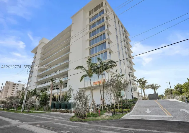2nd image of 407 N Riverside, Pompano Beach, FL 33062