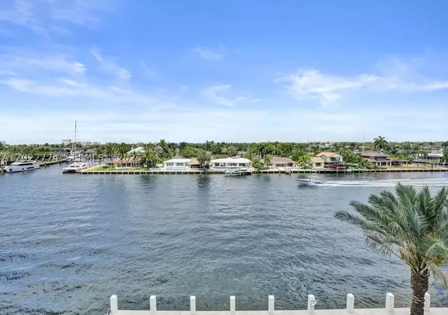 5th image of 407 N Riverside, Pompano Beach, FL 33062