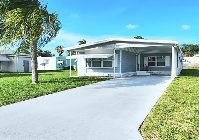 Homes for sale in Port St Lucie, FL | 249 Camino Del Rio, Port St Lucie, FL 34952 | MLS# B26034979