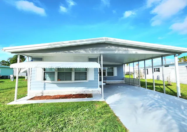 Homes for sale in Port St Lucie, FL | 249 Camino Del Rio, Port St Lucie, FL 34952 | MLS# B26034979