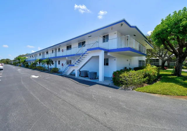 2nd image of 9 Garden St #204j, Tequesta, FL 33469 | MLS# B26034999
