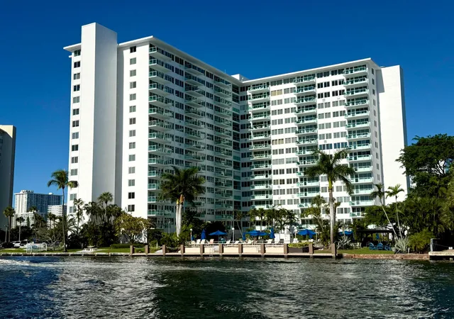 Homes for sale in Fort Lauderdale, FL | 3233 Ne 34Th St #1601, Fort Lauderdale, FL 33308 | MLS# B26035057