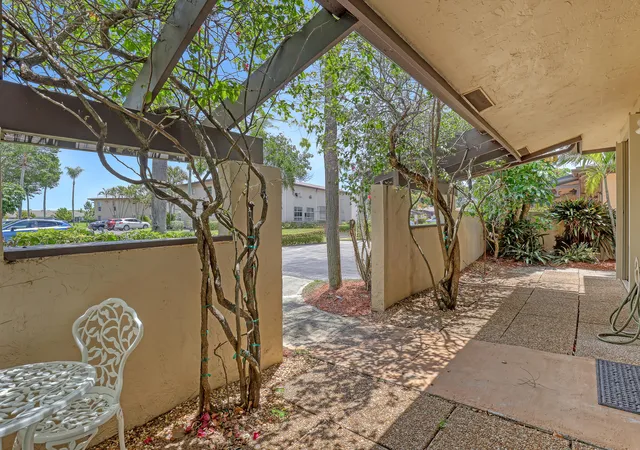 2nd image of 13731 Via Aurora #A, Delray Beach, FL 33484 | MLS# B26035074