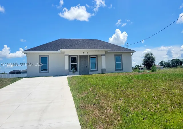 1st image of 9019 E Crow Cir, La Belle, FL 33935 | MLS# A12028449