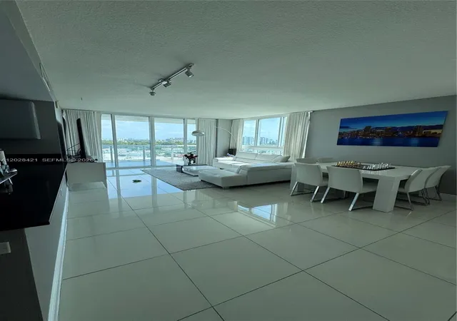 Homes for sale in Miami, FL | 1861 Nw S River Dr #906, Miami, FL 33125 | MLS# A12028421