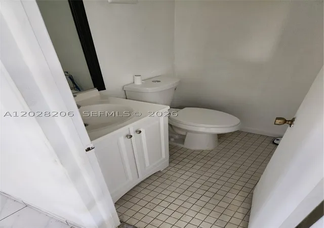 Photo 2 of Townhouse for sale at 9430 Sw 170th St #302, Palmetto Bay, FL 33157 | MLS# A12028206 | Listing updated on 2026-08-17