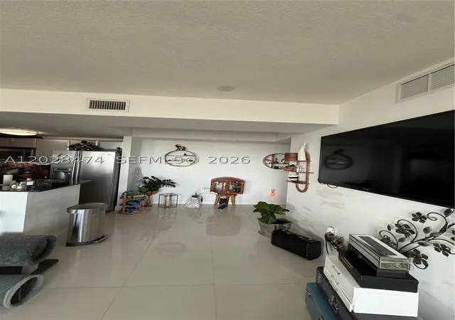 3rd image of 1871 Nw S River Dr #1502, Miami, FL 33125 | MLS# A12028474