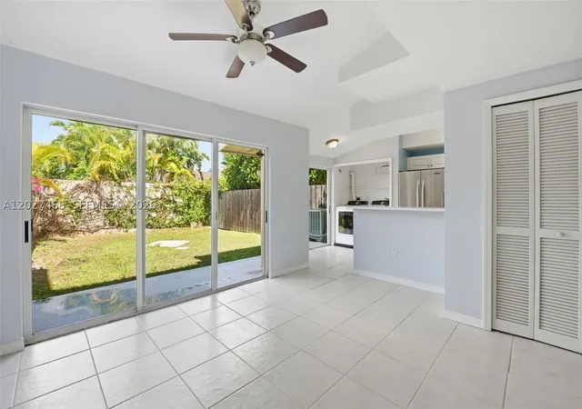 Photo 3 of Townhouse for sale at 10180 Sw 88th St #403, Miami, FL 33176 | MLS# A12027468 | Listing updated on 2026-10-09