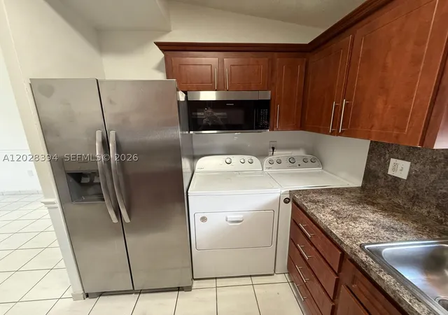 Homes for sale in Hialeah, FL | 2212 W 74Th St #201-28, Hialeah, FL 33016 | MLS# A12028394