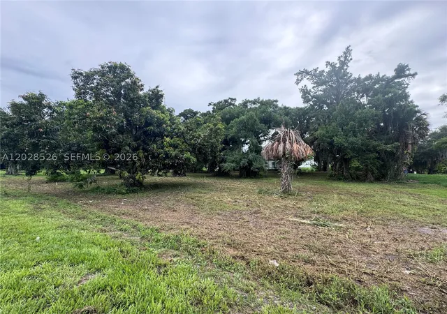 13th image of 19121 Sw Conners Hwy, Canal Point, FL 33438 | MLS# A12028526